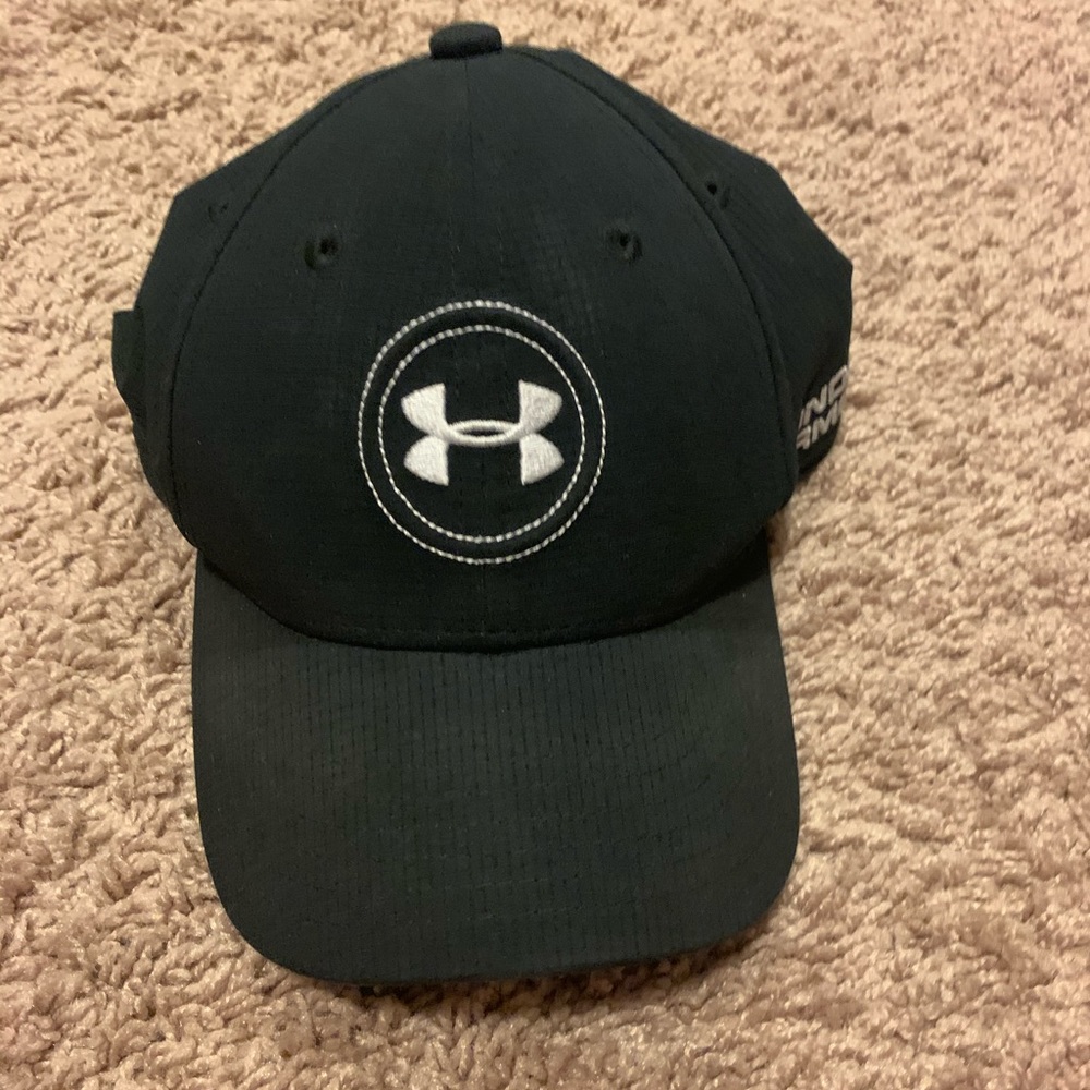 Under Armor Boys Golf Hat
